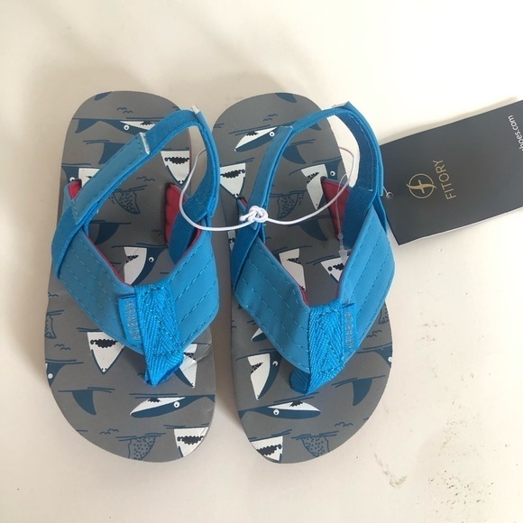 KRABOR Baby Boys Shark Flip Flops Sandals with Back Strap Size 5/6 - Picture 5 of 11